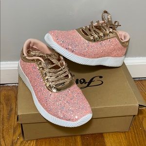 Glittery pink forever link sneakers size 6 women